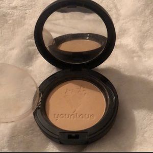 NEW Younique Touch Pressed Foundation